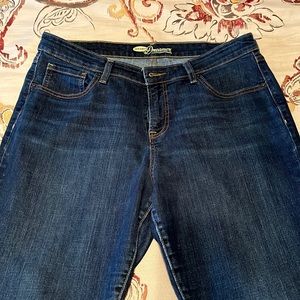Old Navy “the dreamer” bootcut jeans, 14s